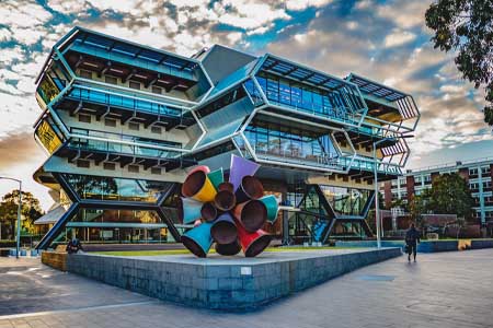 Monash University Monash University
