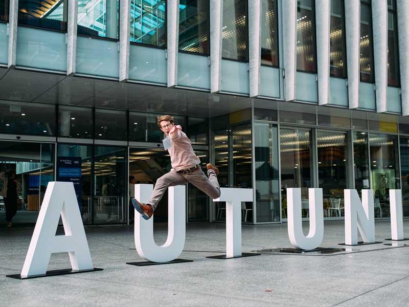 Стипендия 3.000 NZD на программу Foundation в Auckland University of Technology (AUT)